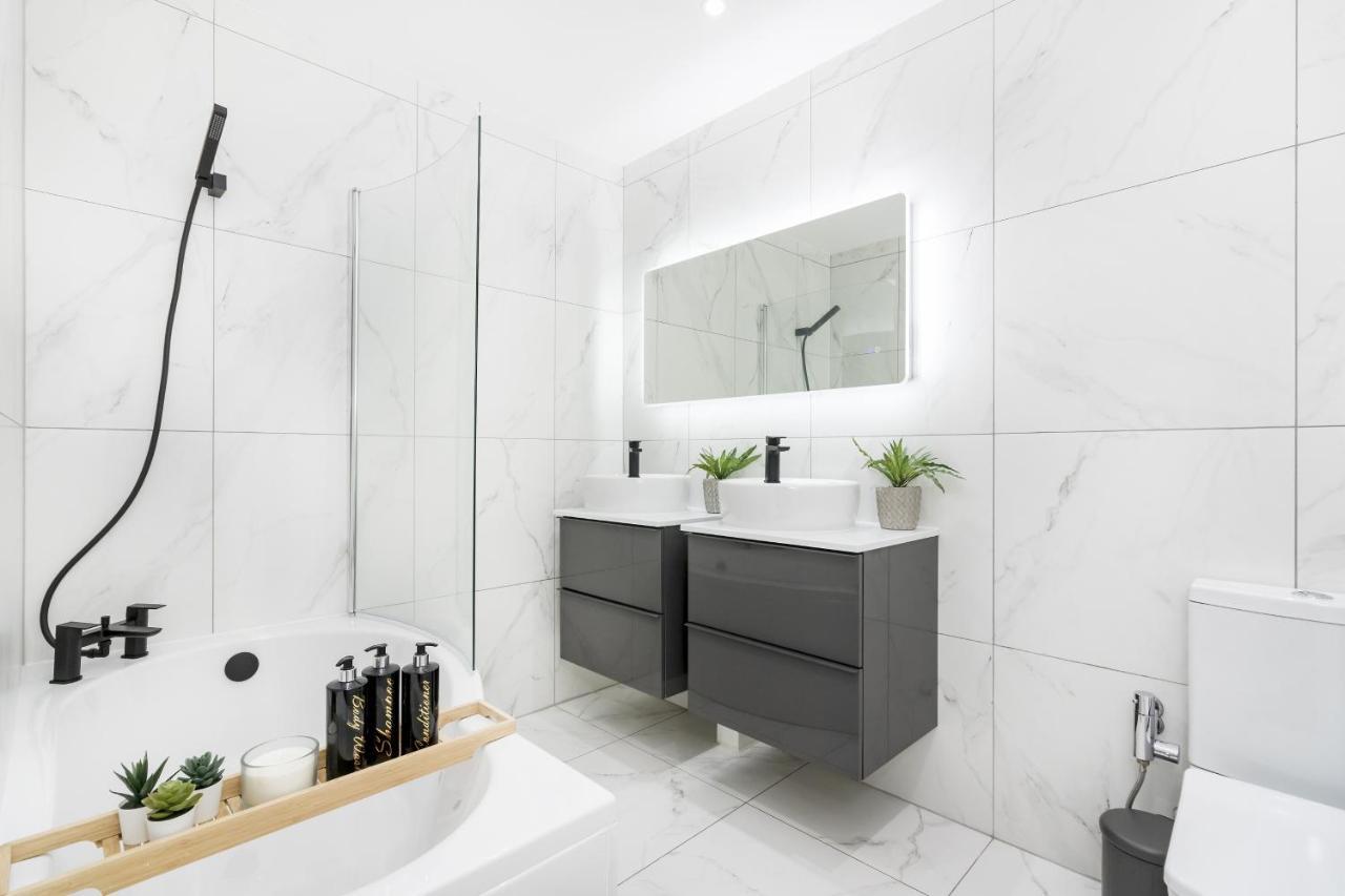 Two Bedroom Apartment In Central London With Large Terrace מראה חיצוני תמונה